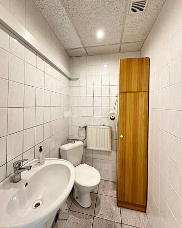 Fasādes māja, renovēta māja, labiekārtota apzaļumota teritorija, slēgts pagalms, kāpņu Rīga - foto 9