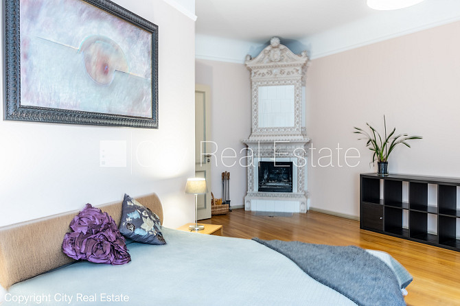 Fasādes māja, renovēta māja, slēgts pagalms, ieeja no ielas, kāpņu telpa pēc kapitālā Rīga - foto 3