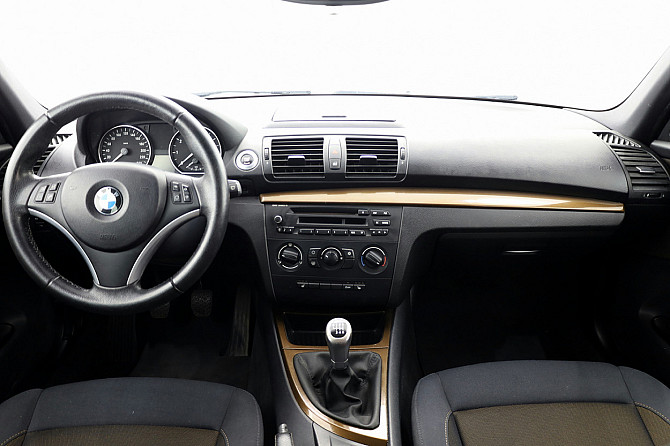 BMW 116 Edition Facelift 2.0 90kW Tallina - foto 5