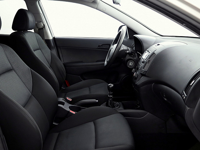 Hyundai i30 Elegance 1.4 80kW Tallina - foto 6