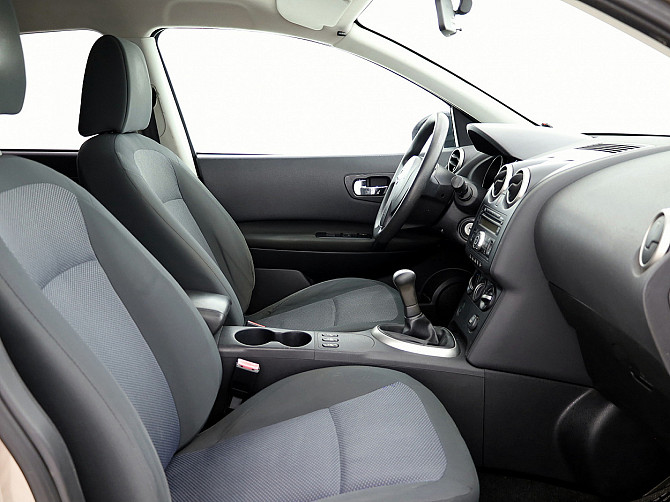 Nissan Qashqai Comfort 1.6 84kW Таллин - изображение 6