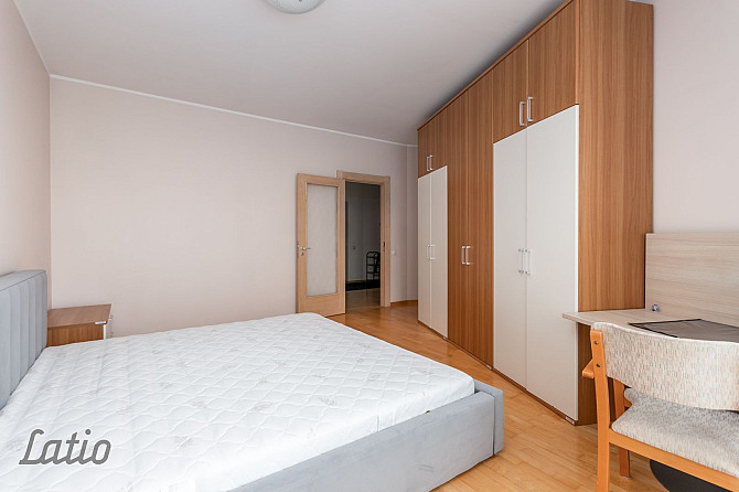 Pārdod elegantu 3 istabu dzīvokli ar terasi un 2 auto stāvvietām projektā Duntes ozoli
Piedāvājumā g Рига - изображение 8