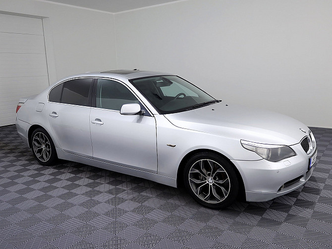 BMW 520 Executive ATM 2.2 125kW Tallina - foto 1