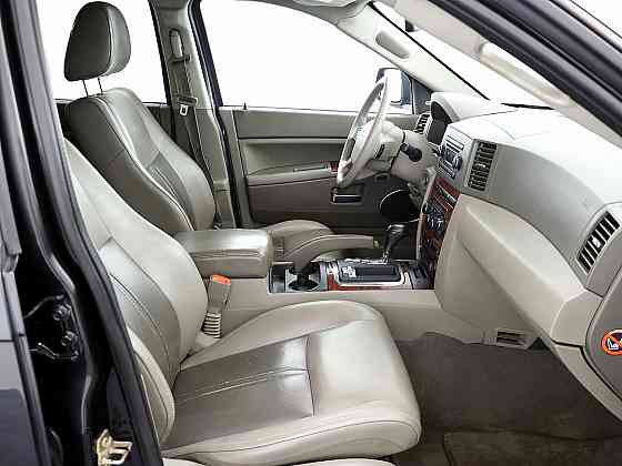 Jeep Grand Cherokee Limited 3.0 CRD 160kW Tallina