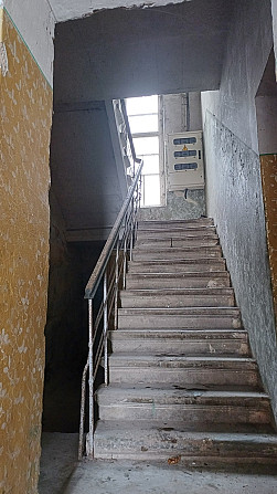 Mainu 8 Dzīvokļu Privātu Māju Neretas Pagasta Centrā ar Dārzu uz Viensētu Laukos Нерета - изображение 8