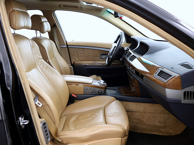 BMW 730 Executive 3.0 D 150kW Таллин - изображение 6