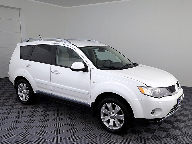Mitsubishi Outlander Luxury ATM 2.4 125kW Tallina - foto 1