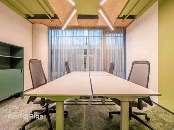 Арендуйте co-working офис в Galerija Rīga!  Без начальных вложений  полностью оборудован и Rīga