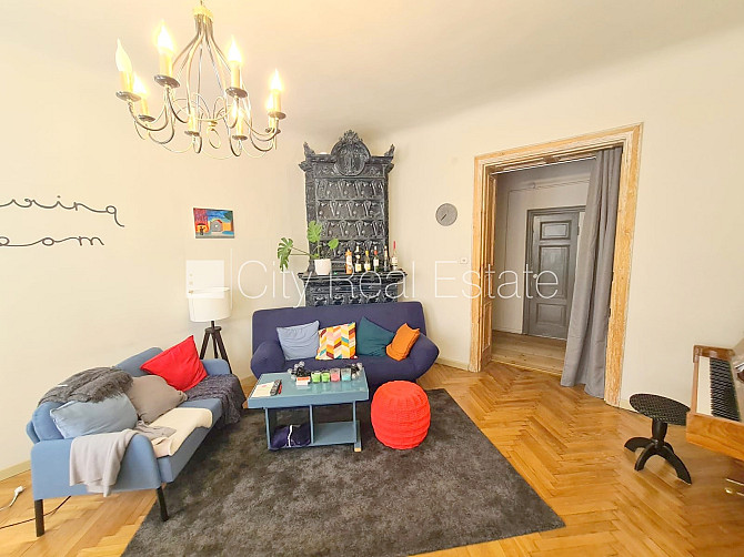 Pagalma ēka, renovēta māja, slēgts pagalms, ieeja no ielas un pagalma, kāpņu telpa pēc Rīga - foto 4