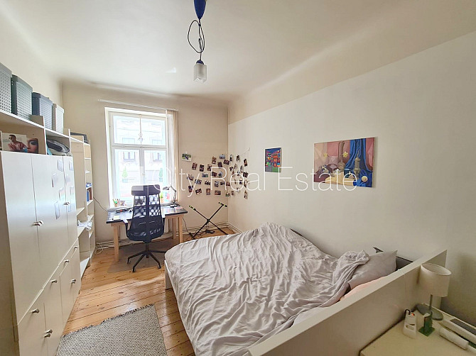 Pagalma ēka, renovēta māja, slēgts pagalms, ieeja no ielas un pagalma, kāpņu telpa pēc Rīga - foto 17