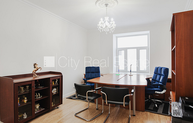 Jaunceltne, slēgts pagalms, ieeja no pagalma, ir lifts, divi balkoni 3 m2, terase 29,20 m2, logi Rīga - foto 4
