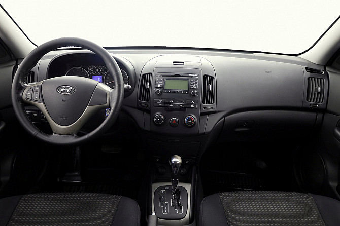 Hyundai i30 Elegance ATM 1.6 90kW Tallina - foto 5