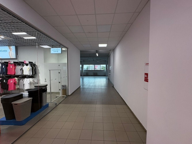 Tirdzniecības telpas nomai Daugavpilī  Strādnieku ielā 103  Iznomā komerctelpas 250 m Rīga - foto 8