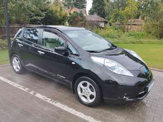 Nissan Leaf Led Navi Рига