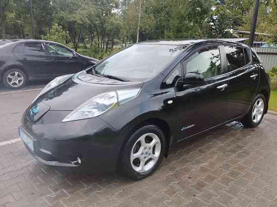 Nissan Leaf Led Navi Рига