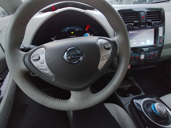Nissan Leaf Led Navi Рига - изображение 3