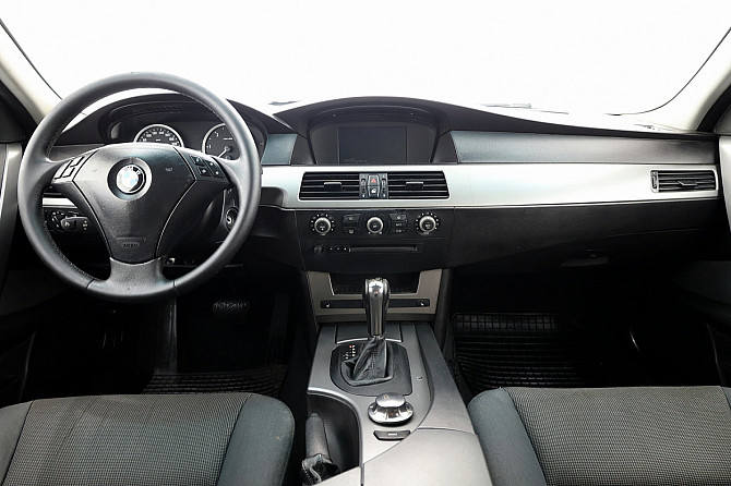 BMW 525 Touring Business ATM 2.5 D 120kW Таллин - изображение 5