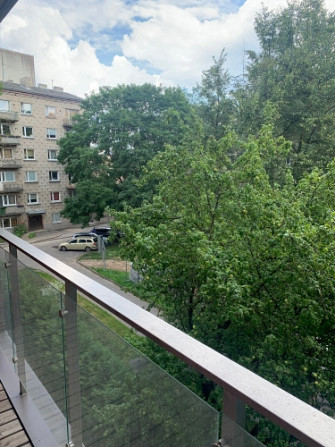 Tiek izīrets divistabu dzīvokli jaunceltnē (celta 2018. gadā). Ir balkons. Lieliska atrašanās Rīga - foto 8