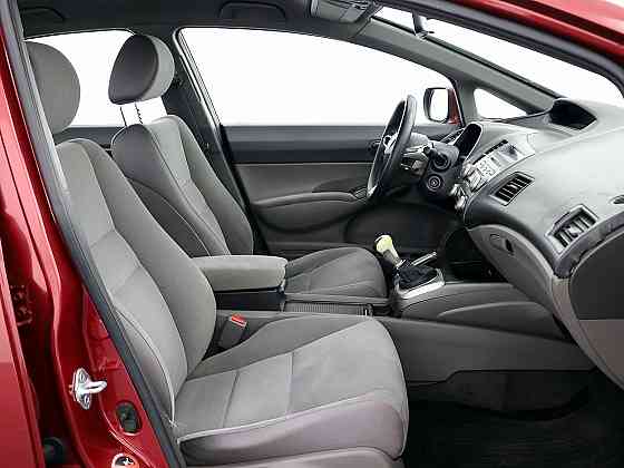 Honda Civic Elegance 1.8 103kW Tallina