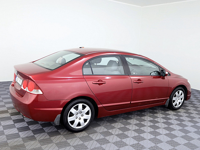 Honda Civic Elegance 1.8 103kW Tallina - foto 3
