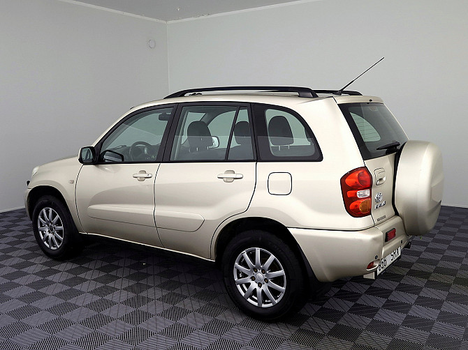 Toyota RAV4 Facelift A-C 2.0 110kW Tallina - foto 4