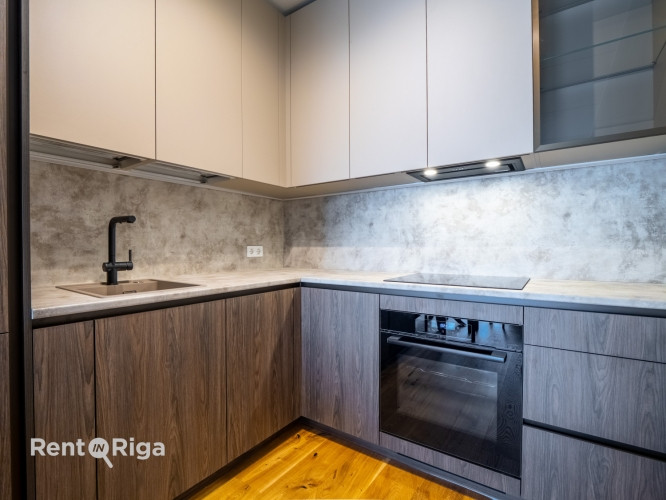 Ilgtermiņa īrei jauns 3-istabu dzīvoklis projektā Nameja Rezidence  Tiek izīrēts moderni un Rīga - foto 4