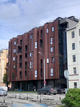 Продается современная студия в дизайнерском проекте Aizkulisēs  Ул. Алауста, Центр Рига - изображение 2