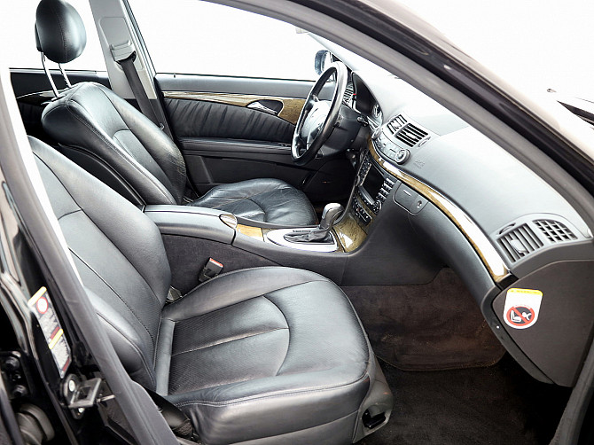 Mercedes-Benz E 240 Avangarde 4Matic ATM 2.6 130kW Tallina - foto 6