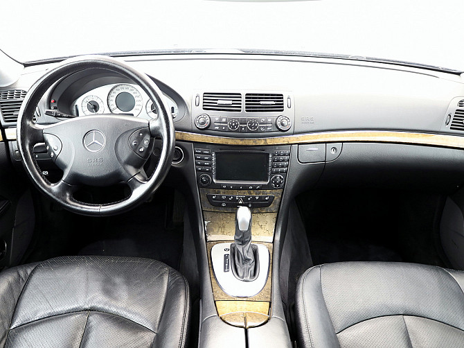 Mercedes-Benz E 240 Avangarde 4Matic ATM 2.6 130kW Tallina - foto 5