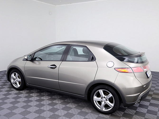 Honda Civic Elegance 1.8 103kW Tallina - foto 4