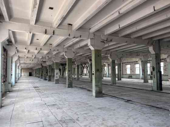 Iznomā ražošanas, noliktavas telpas Klijānu ielā 22.   Kopā stāvā platība- 1750m2. Telpas atrodas tr Rīga