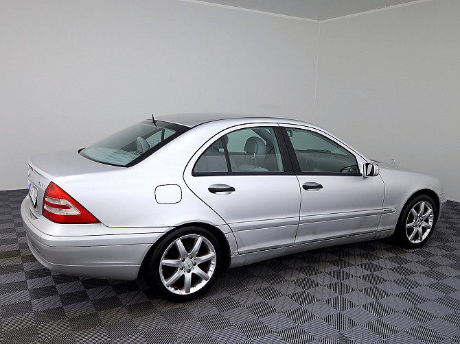 Mercedes-Benz C 240 Classic 4Matic 4x4 ATM 2.6 125kW Tallina - foto 3
