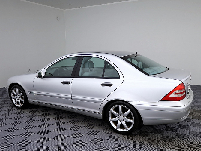 Mercedes-Benz C 240 Classic 4Matic 4x4 ATM 2.6 125kW Tallina - foto 4