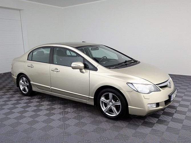 Honda Civic Elegance LPG 1.8 103kW Таллин - изображение 1