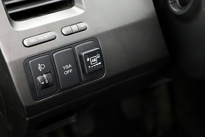 Honda Civic Elegance LPG 1.8 103kW Таллин - изображение 8