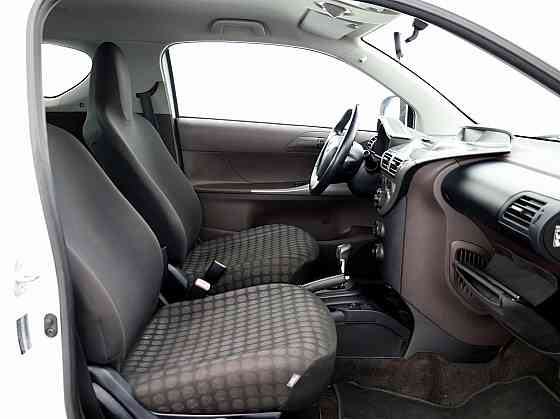 Toyota iQ Linea Sol ATM 1.0 50kW Tallina
