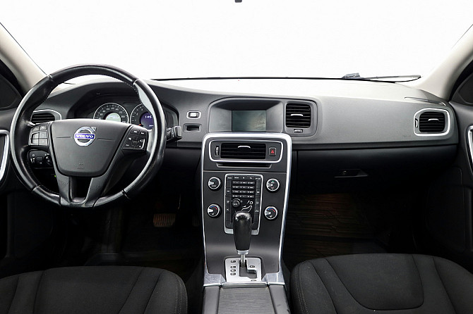 Volvo S60 Momentum ATM 1.6 132kW Таллин - изображение 5
