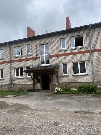 Pārdod gaišu dzīvokli skaistā, zaļā ciematā Vandzene. Dzīvoklis atrodas otrajā stāvā, Talsi un Talsu novads - foto 1
