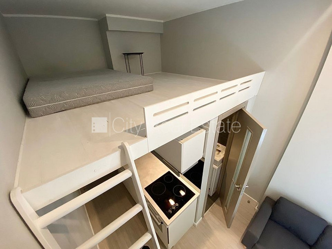 Renovēta māja, slēgts pagalms, dušas kabīne, dīvāns, divguļamā gulta, virtuves galds, Rīga - foto 3