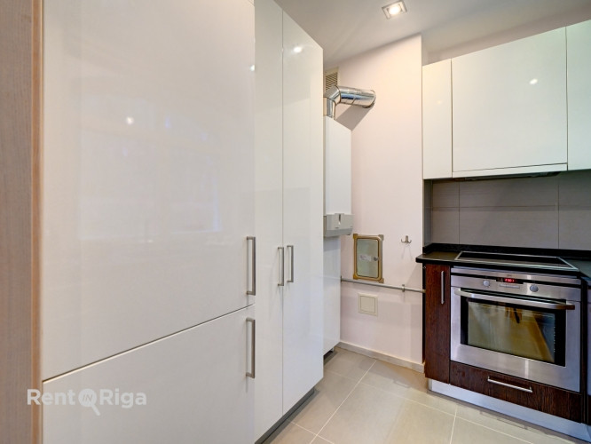 A small, tastefully arranged house with individual heating in a closed village in Mežaparka..  + qua Рига - изображение 17