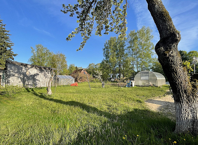 Ideāli Piemērota Dzīvošanai Divām Ģimenēm Vai Investīciju Objekts ar Potenciālu Attīstīt Īres Namu Rīga - foto 10