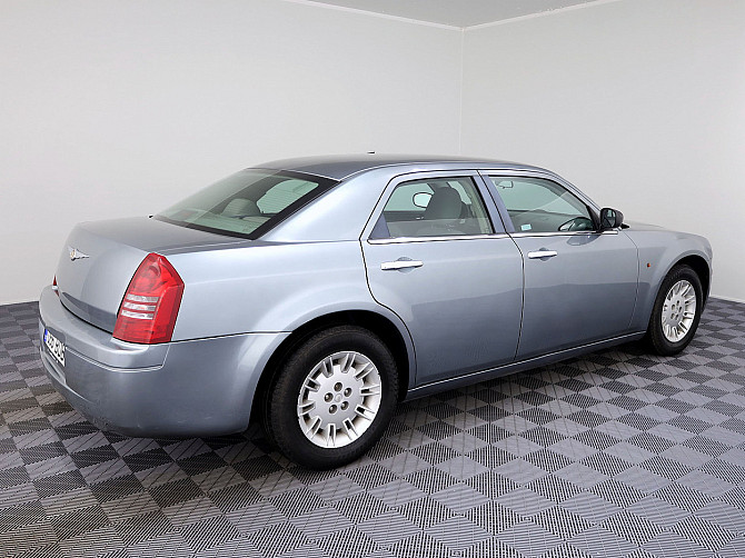 Chrysler 300 C Comfort 2.7 142kW Таллин - изображение 3