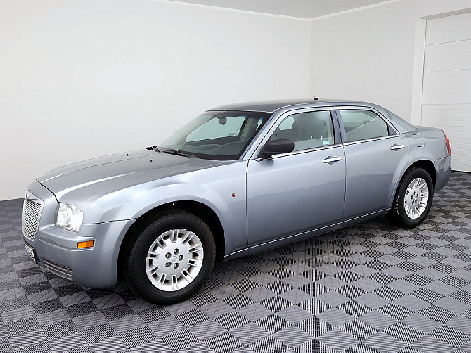 Chrysler 300 C Comfort 2.7 142kW Таллин - изображение 2