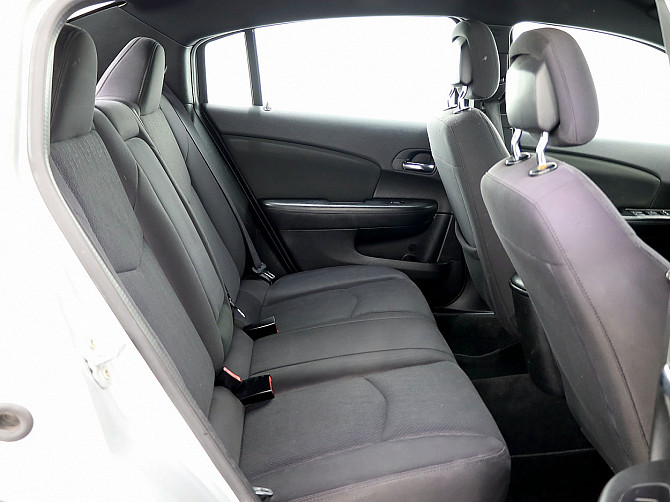 Chrysler 200 Comfort ATM 2.4 125kW Таллин - изображение 7