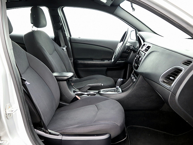 Chrysler 200 Comfort ATM 2.4 125kW Таллин - изображение 6