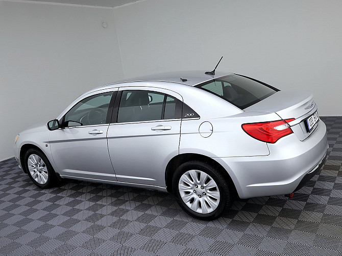 Chrysler 200 Comfort ATM 2.4 125kW Таллин - изображение 4