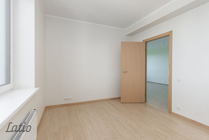 Pārdošanā funkcionāls un kvalitatīvi izbūvēts 3 istabu dzīvoklis modernā dzīvojamā Rīga - foto 4
