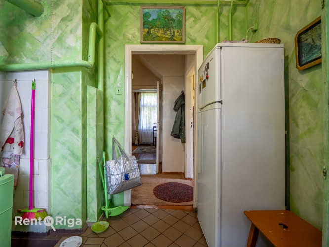Pārdod skaistu privātmāju Bulduros!  Īpašums sastāv no mājas, šķūnīša, garāžas un Jūrmala - foto 7
