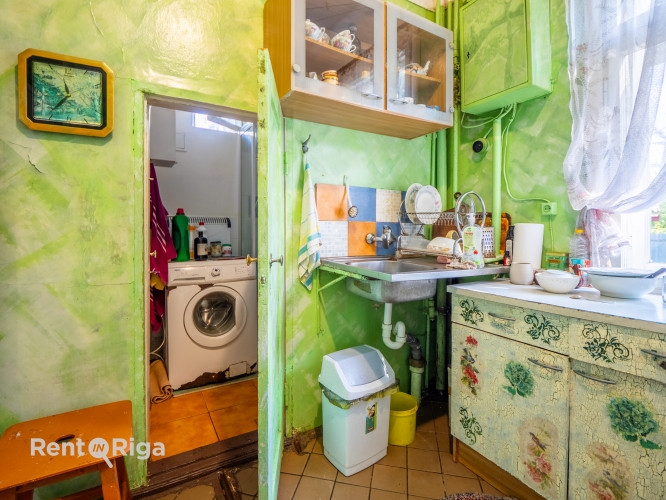 Pārdod skaistu privātmāju Bulduros!  Īpašums sastāv no mājas, šķūnīša, garāžas un Jūrmala - foto 8