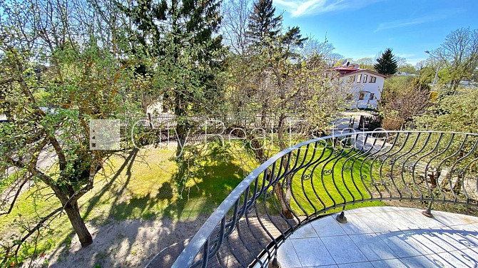 Labiekārtota apzaļumota teritorija 1011 m2, bruģēts piebraucamais ceļš, iežogota teritorija Jūrmala - foto 17
